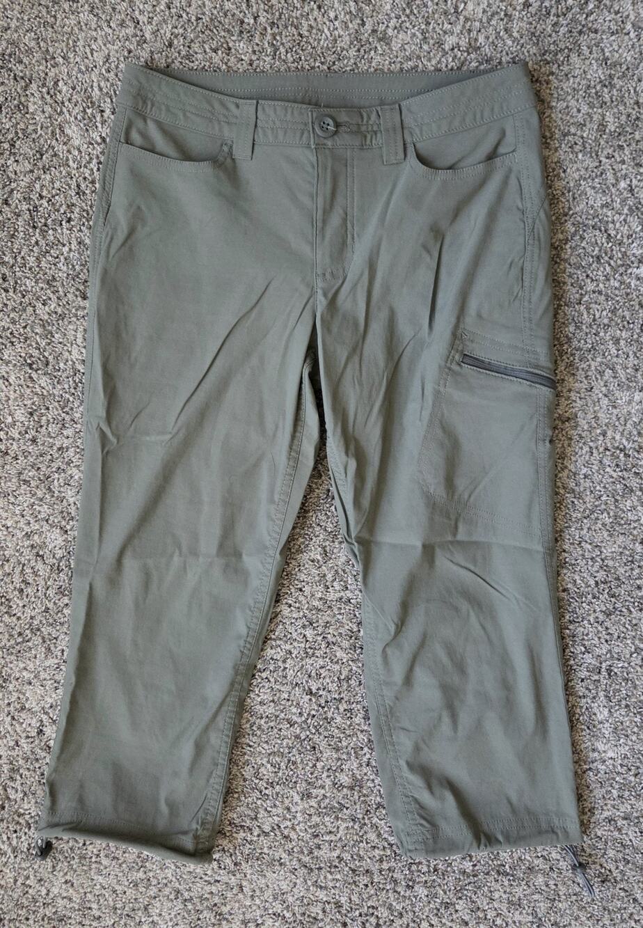 Eddie Bauer Women's Rainier Tech Hiking Capri Pants - Size 4 (Green)